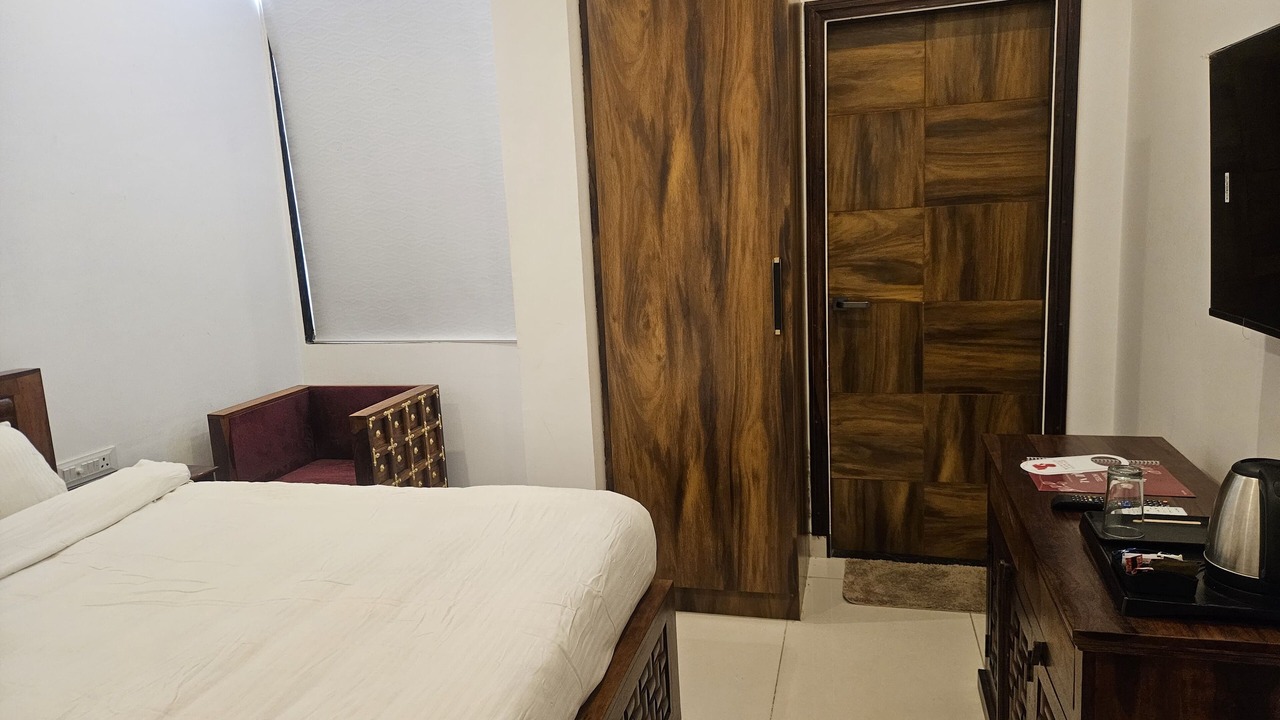 Photo of Bedroom in Udaipurwati
