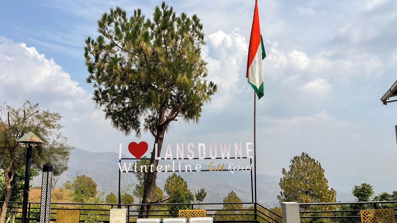 Photo of Outdoor in Lansdowne