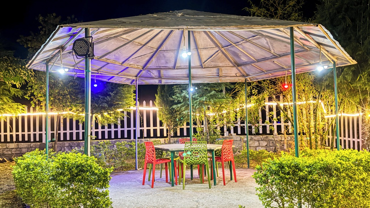 Photo of Outdoor in Lansdowne