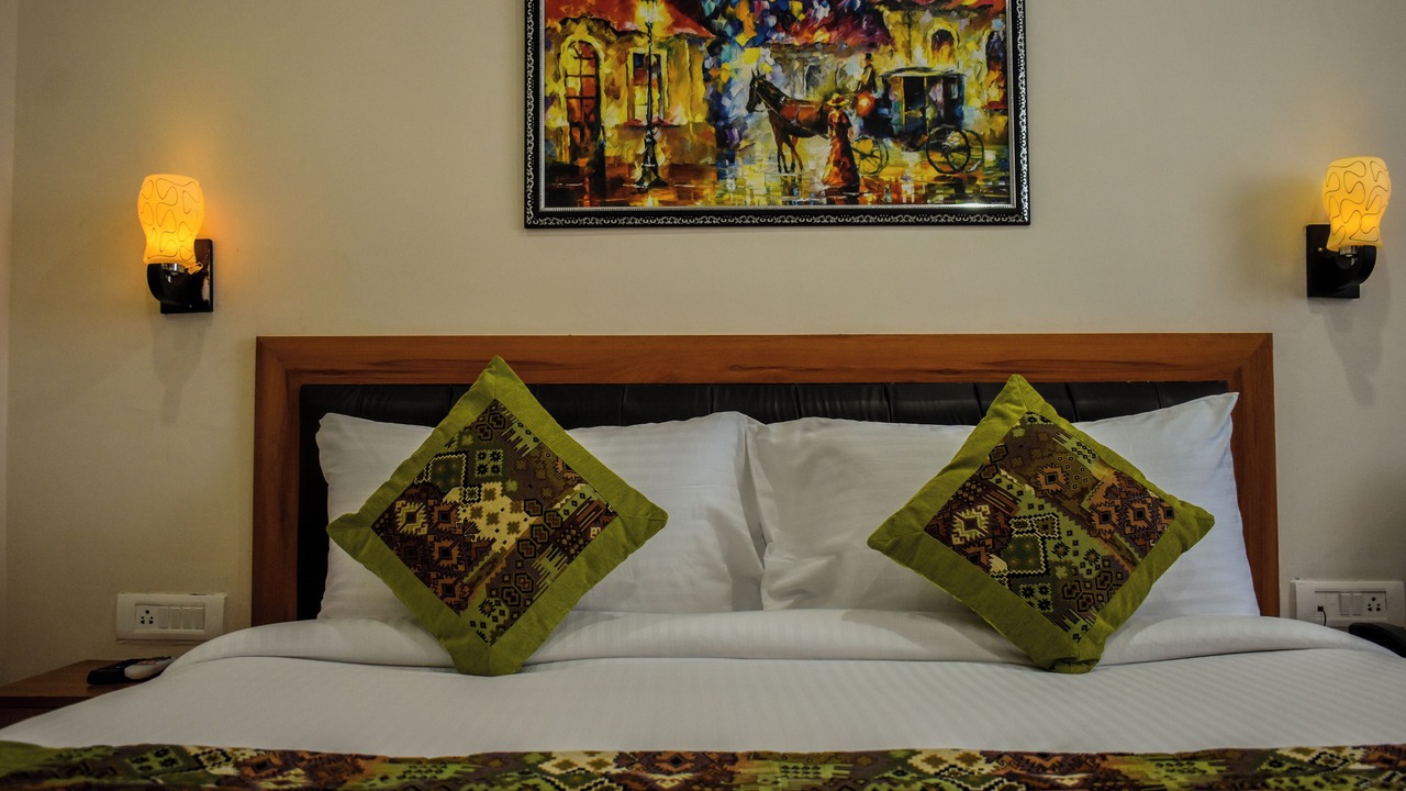Photo of Bedroom in Lansdowne