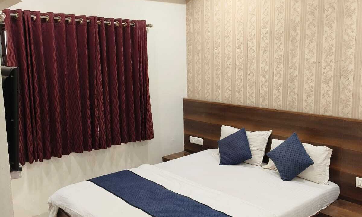 Photo of Bedroom in Gandhinagar