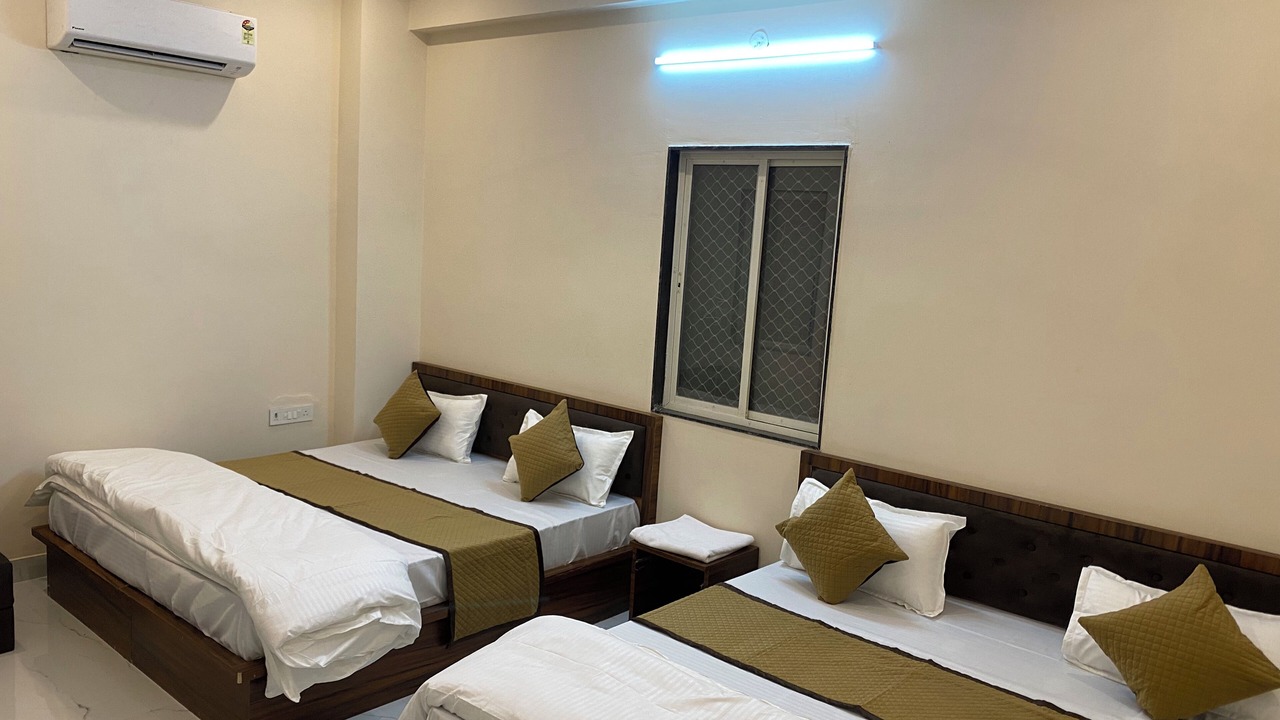Photo of Bedroom in Khatu