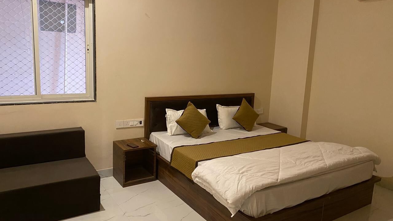Photo of Bedroom in Khatu