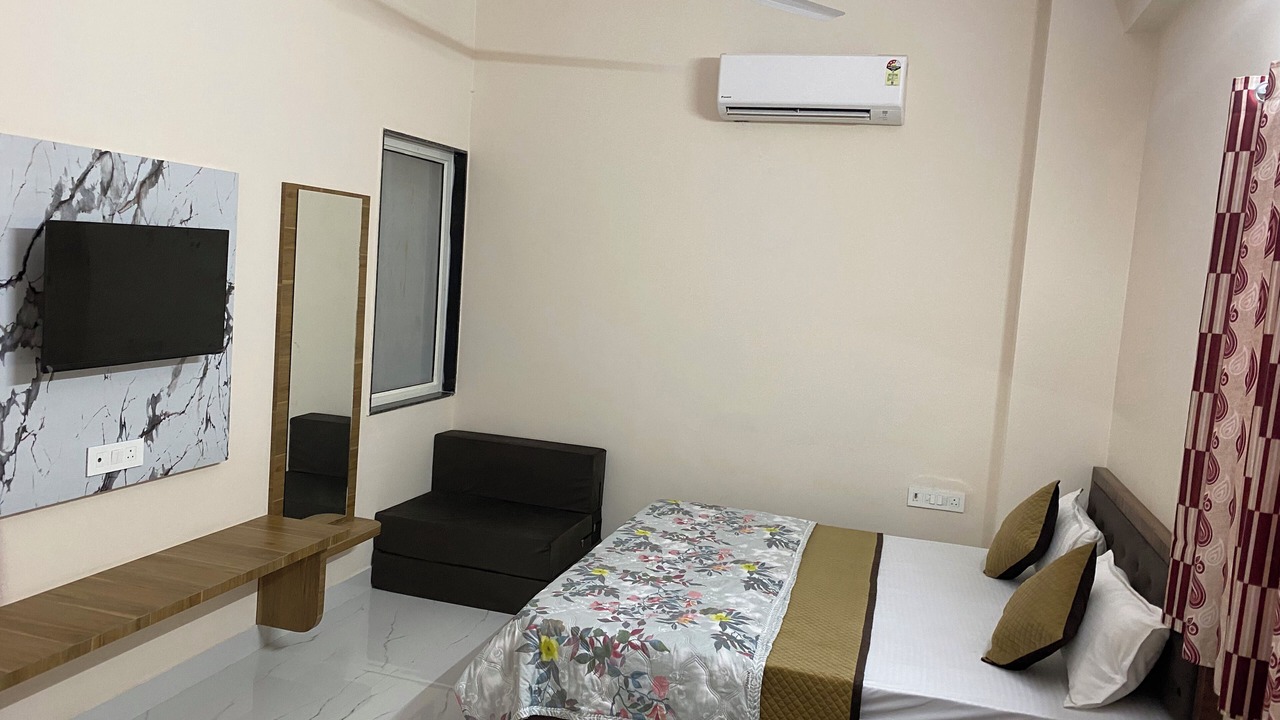 Photo of Bedroom in Khatu