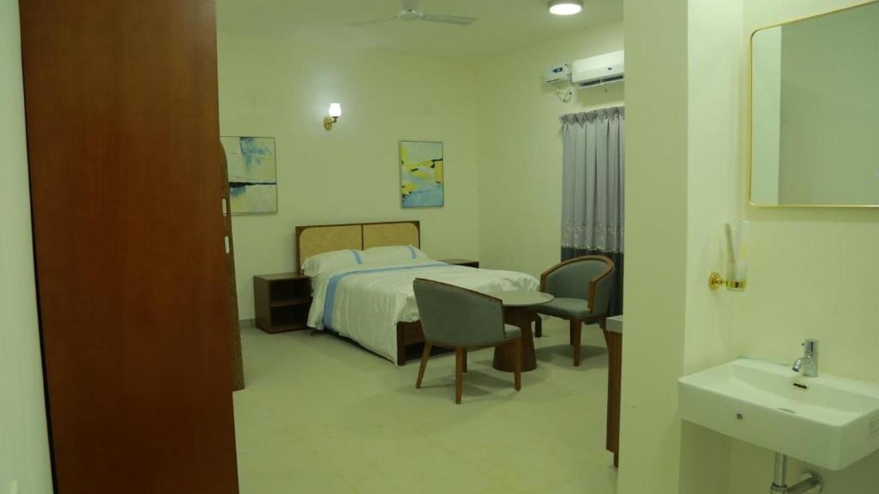 Photo of Bedroom in Courtallam