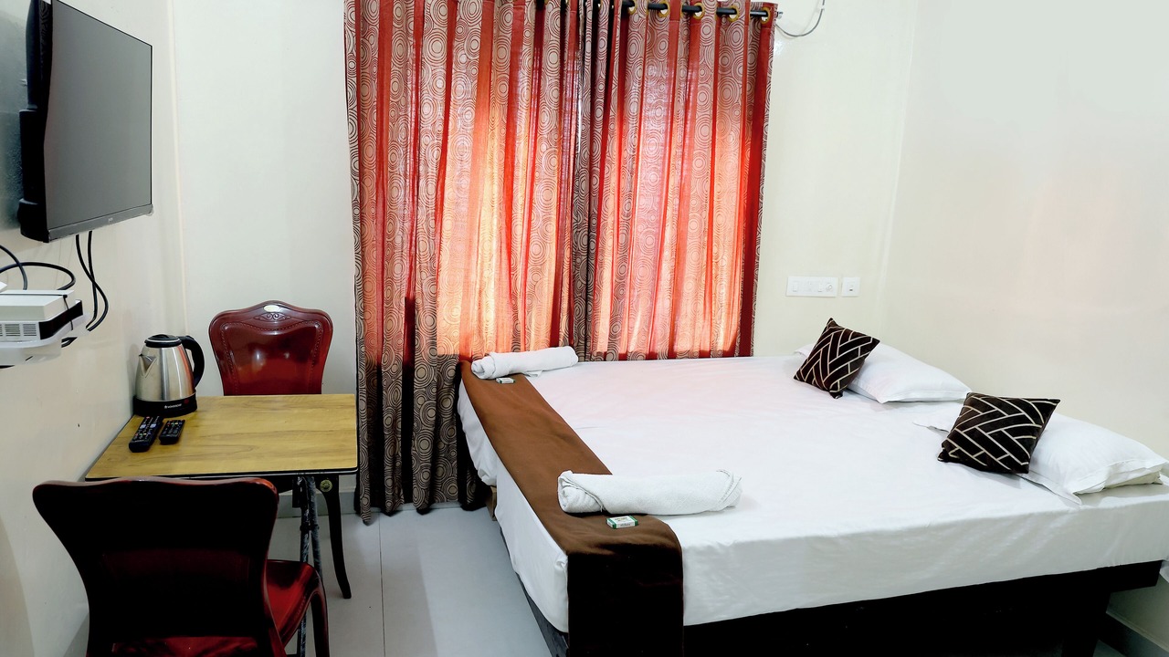 Photo of Bedroom in Thiruvananthapuram