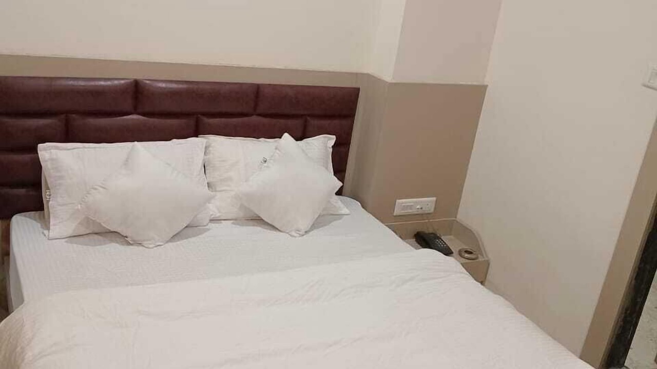 Photo of Bedroom in Gandhinagar