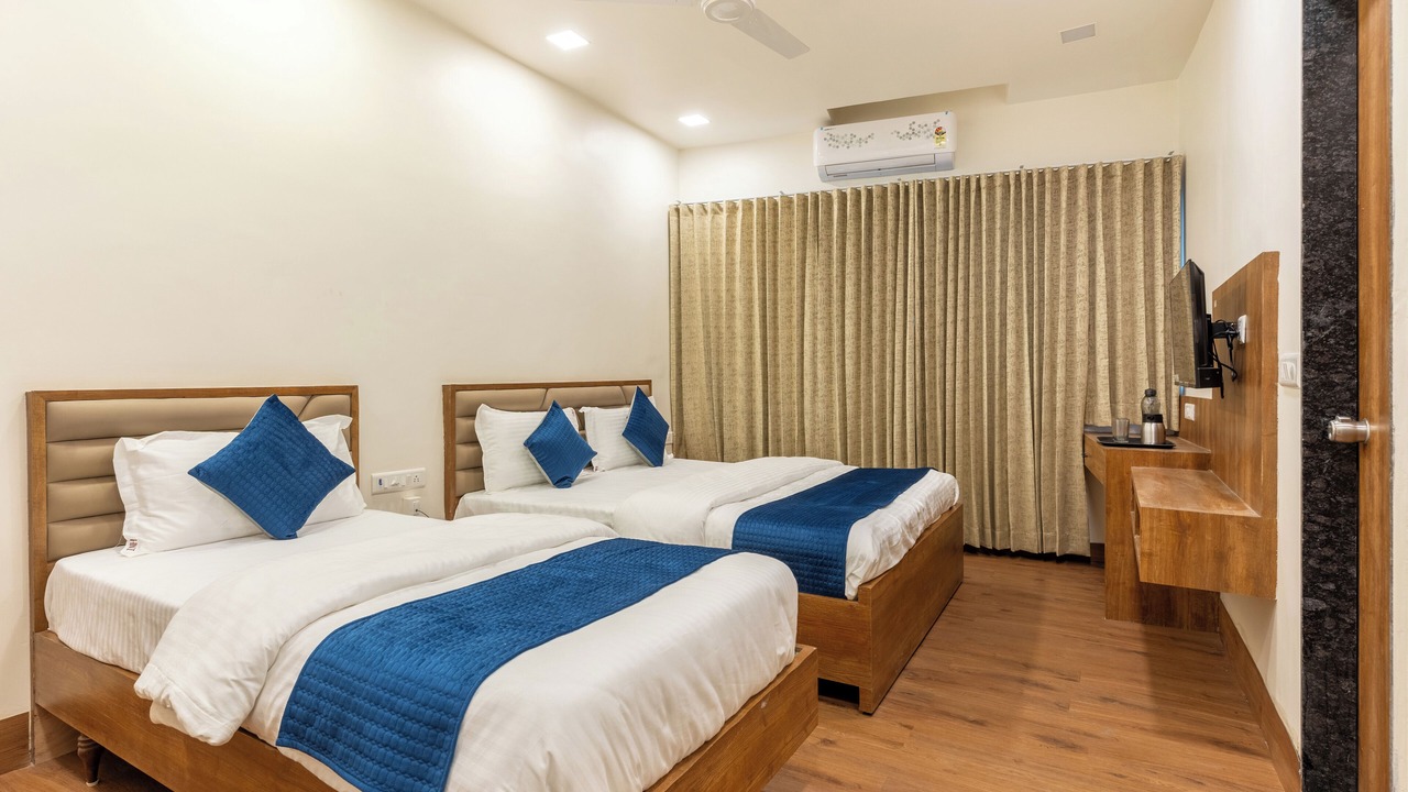 Photo of Bedroom in Ahmedabad City Centre