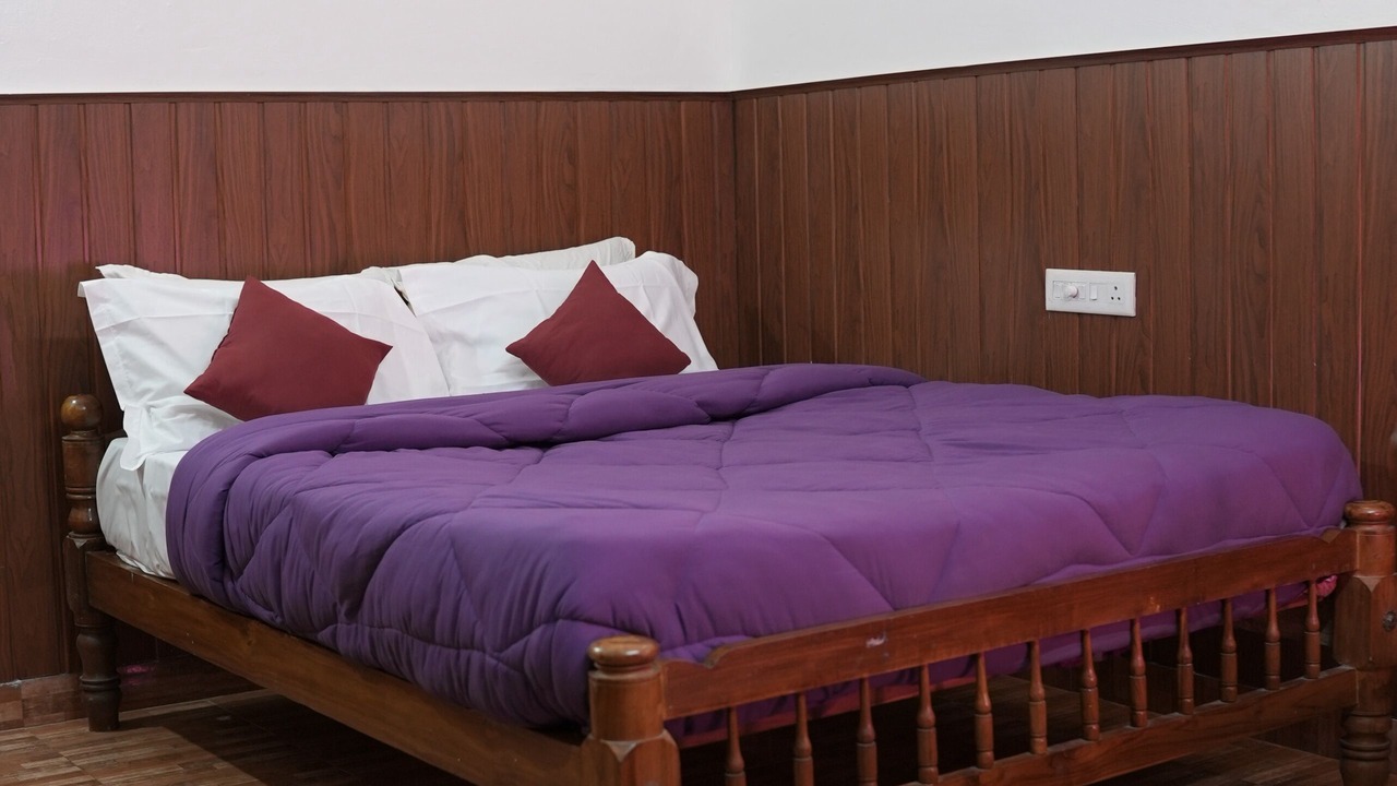 Photo of Bedroom in Ramakkalmedu
