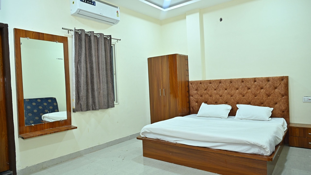 Photo of Bedroom in Indore