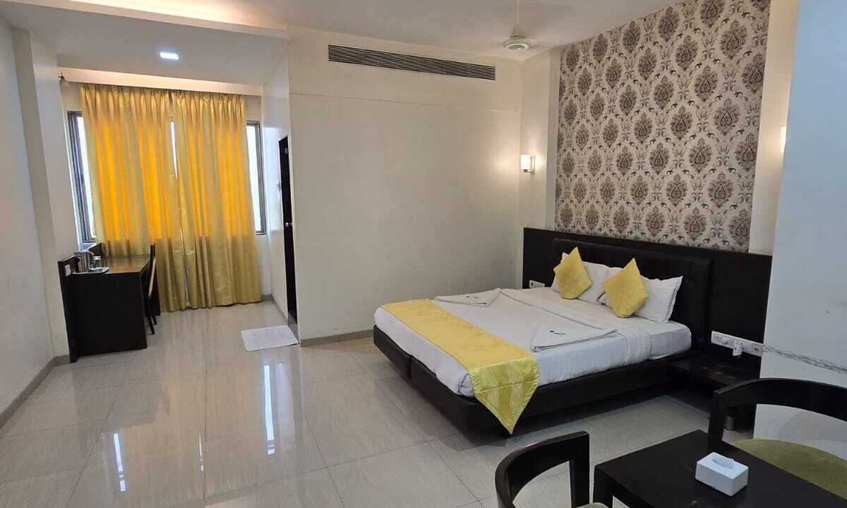 Photo of Bedroom in Vasai West