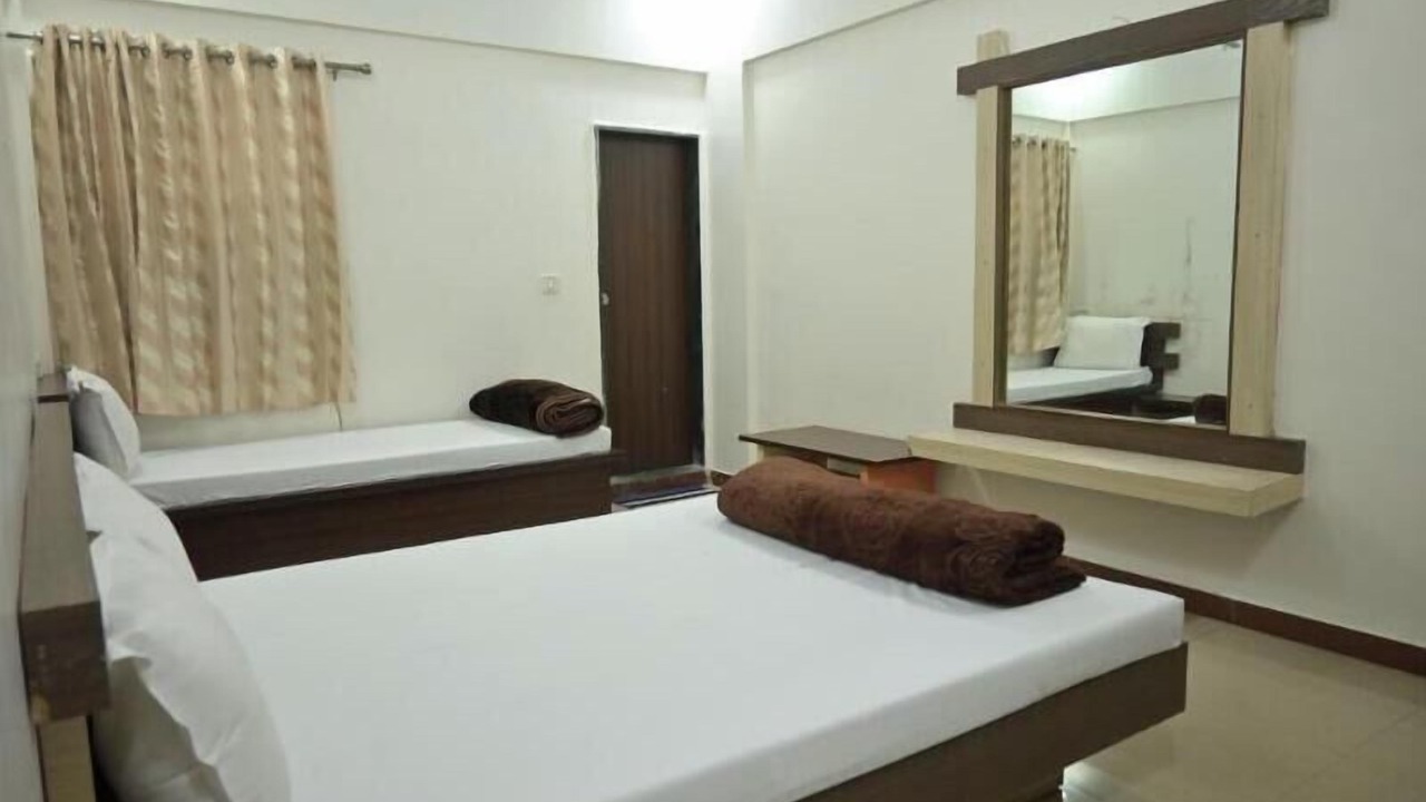 Photo of Bedroom in Ambaji