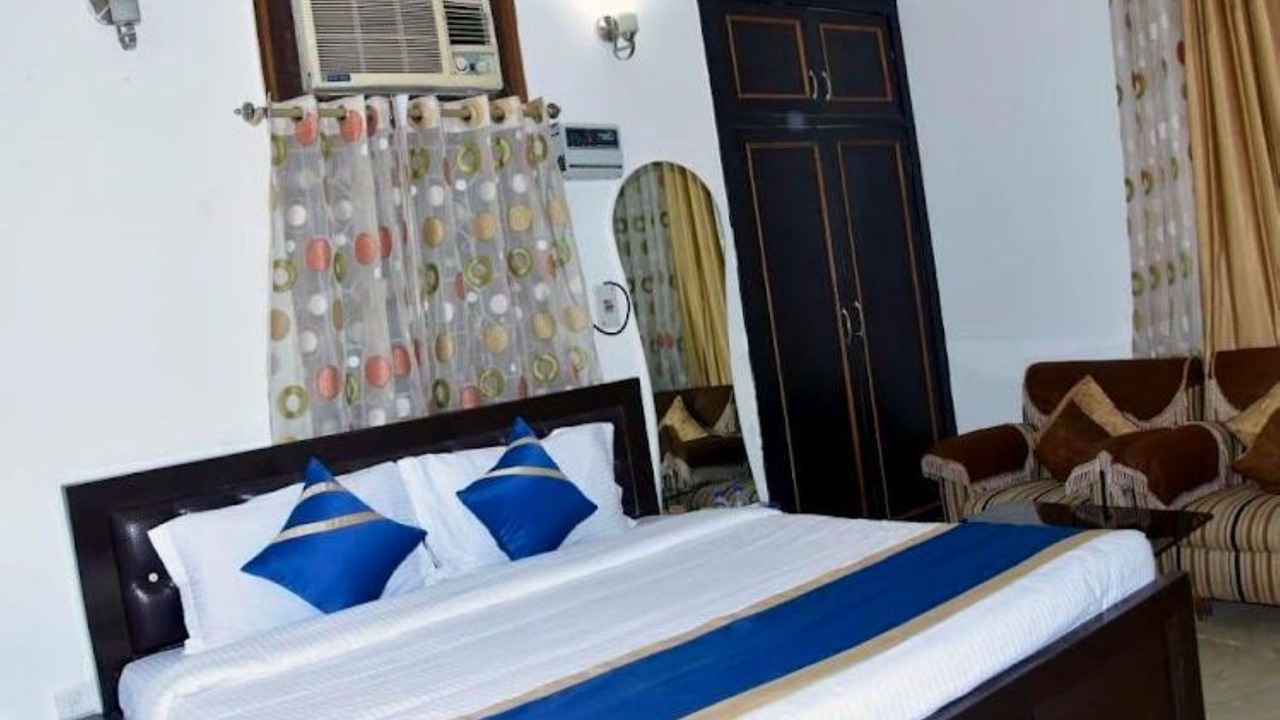 Photo of Bedroom in Varanasi