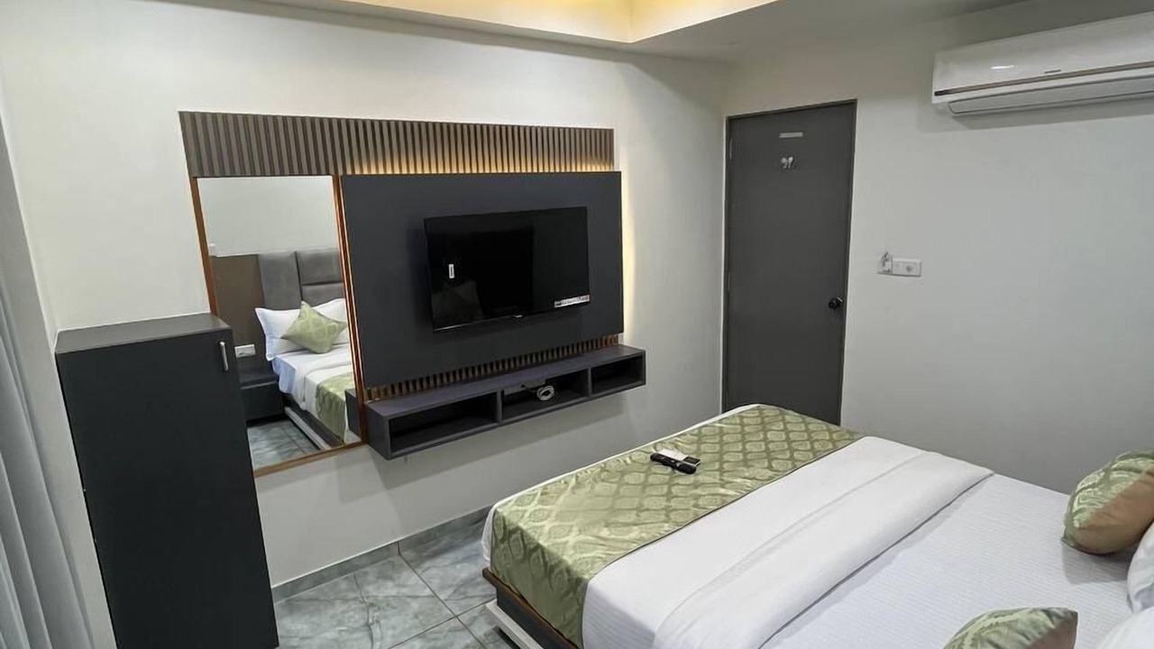 Photo of Bedroom in Gandhinagar