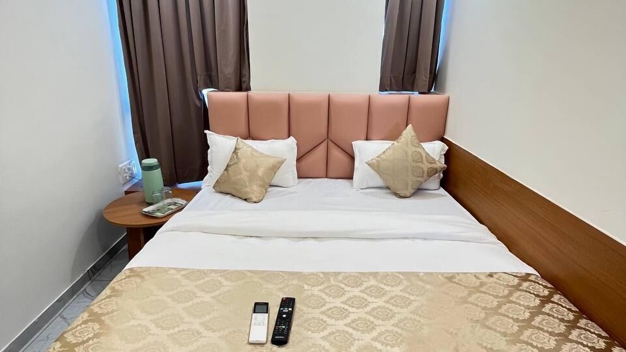 Photo of Bedroom in Gandhinagar