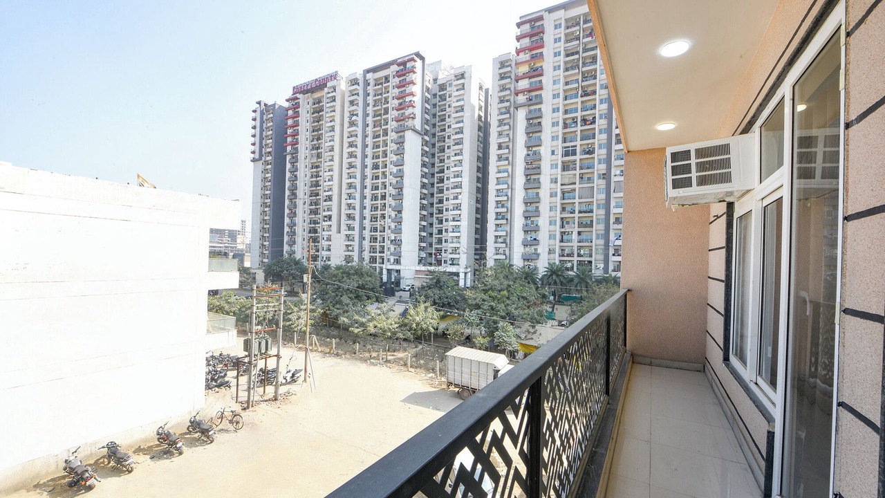 Photo of Patio Balcony in Knowledge Park III