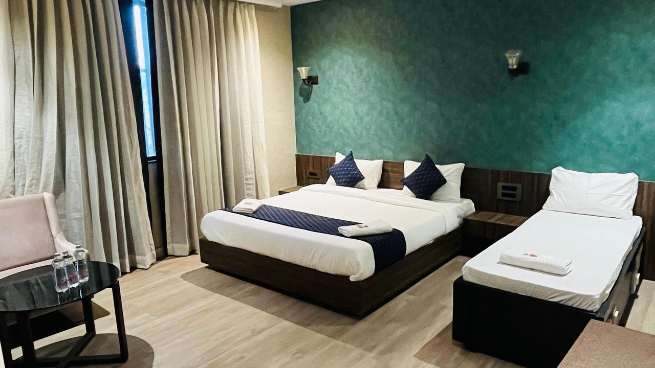 Photo of Bedroom in Surat