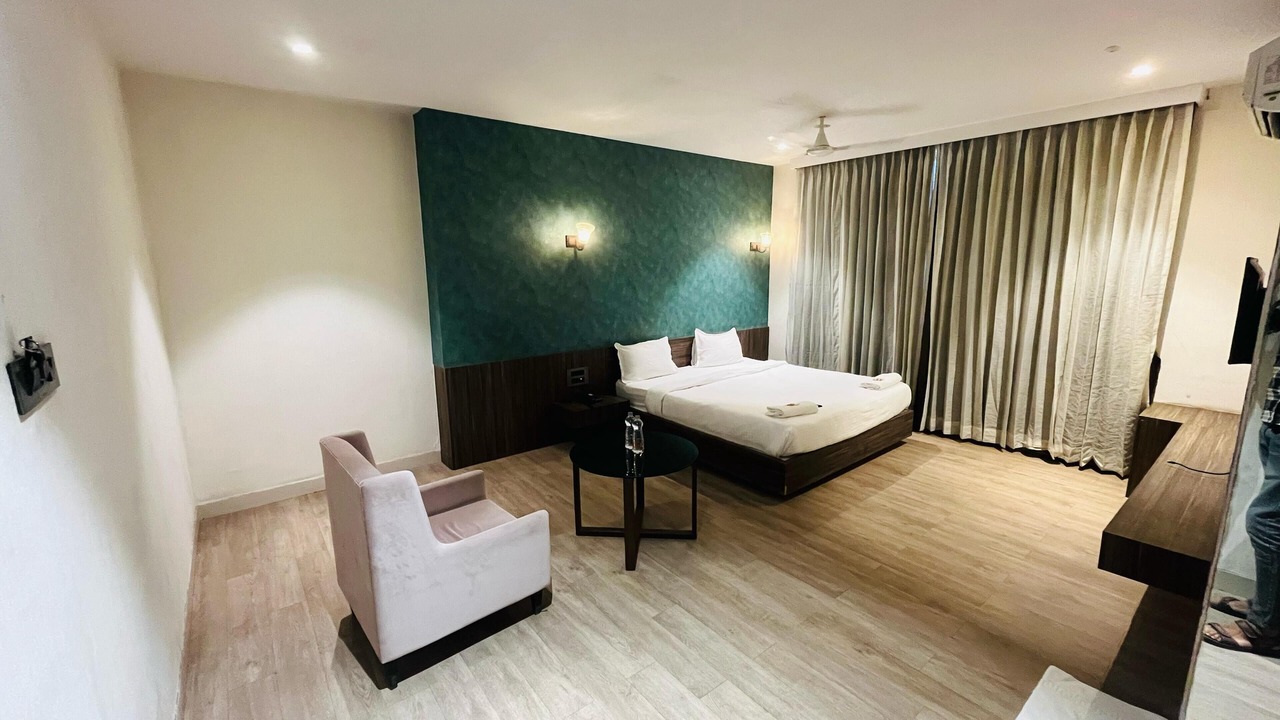 Photo of Bedroom in Surat