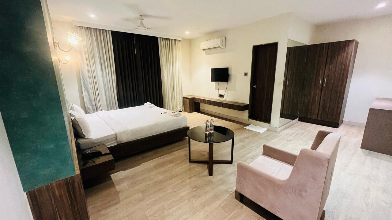 Photo of Bedroom in Surat