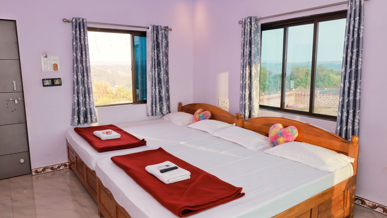 Photo of Bedroom in Kunkeshwar