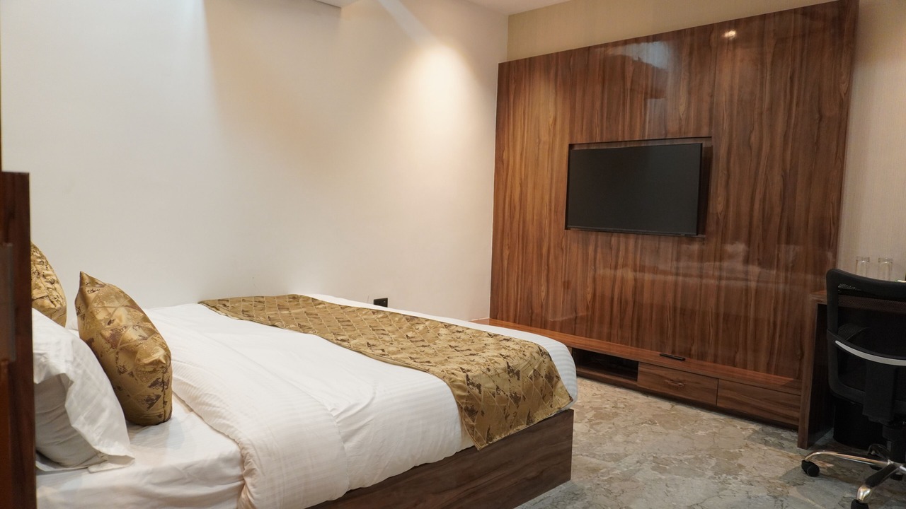Photo of Bedroom in Rasra