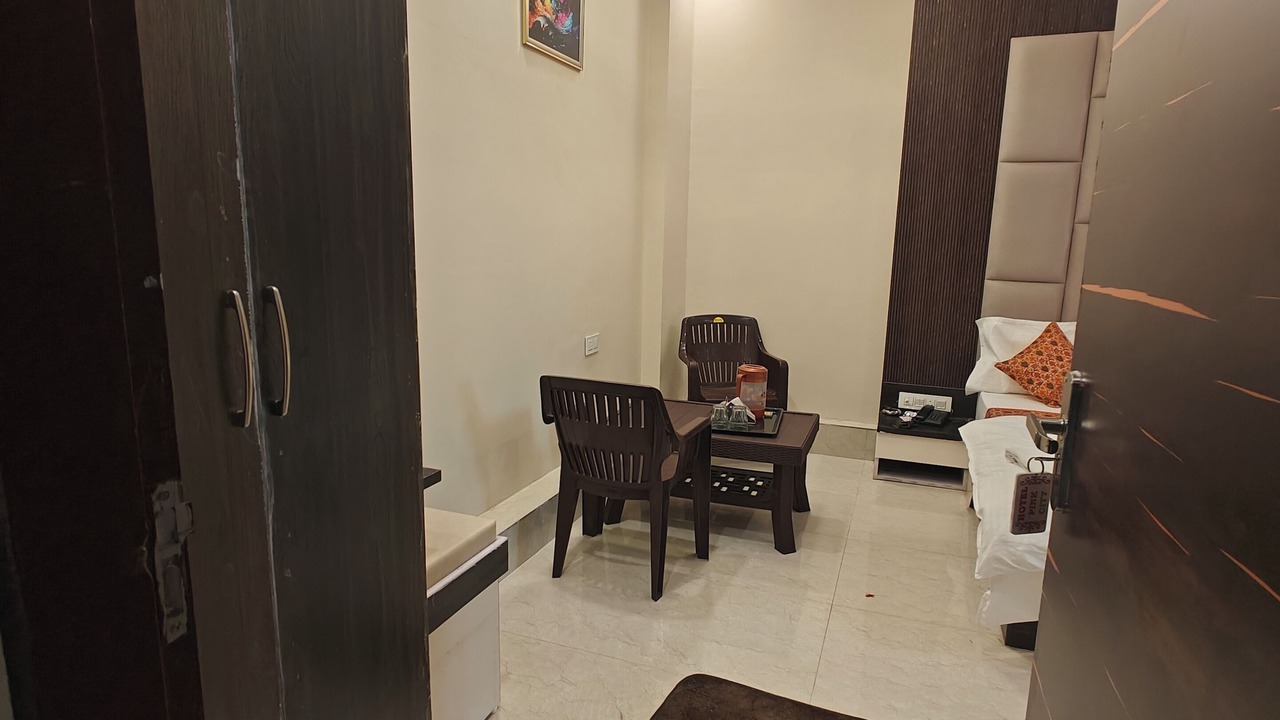Photo of Bedroom in Sikar