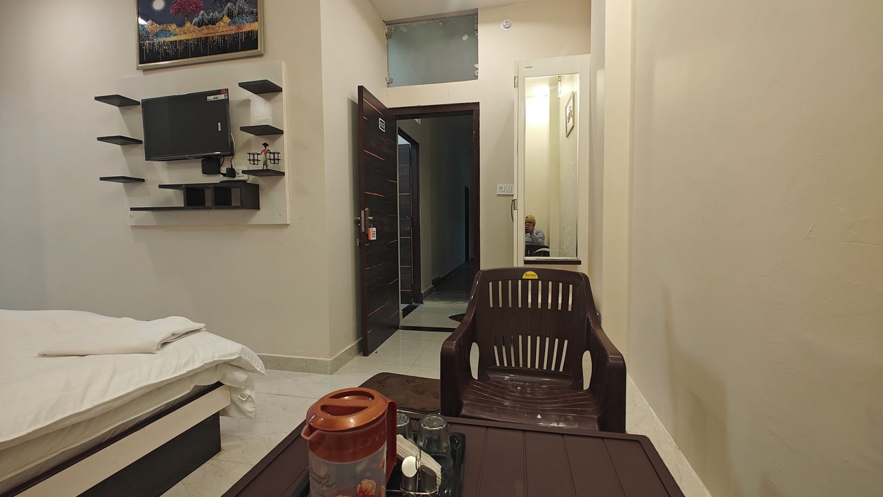 Photo of Bedroom in Sikar