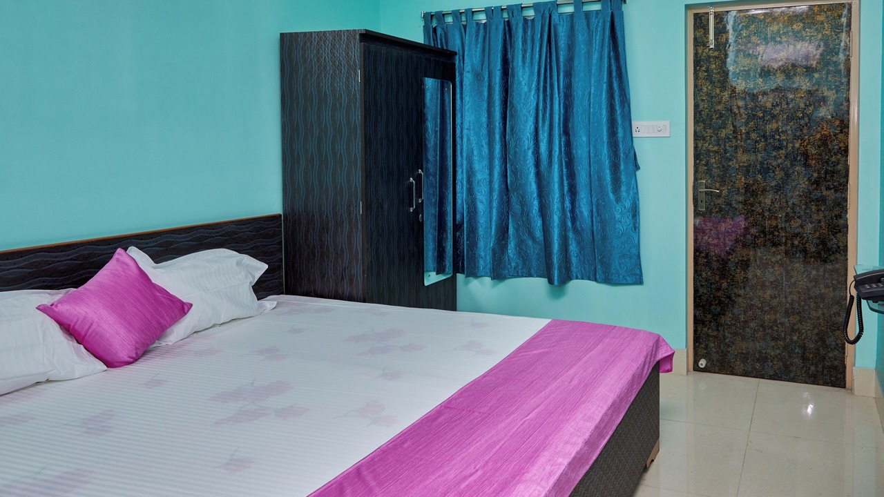 Photo of Bedroom in Dumdum