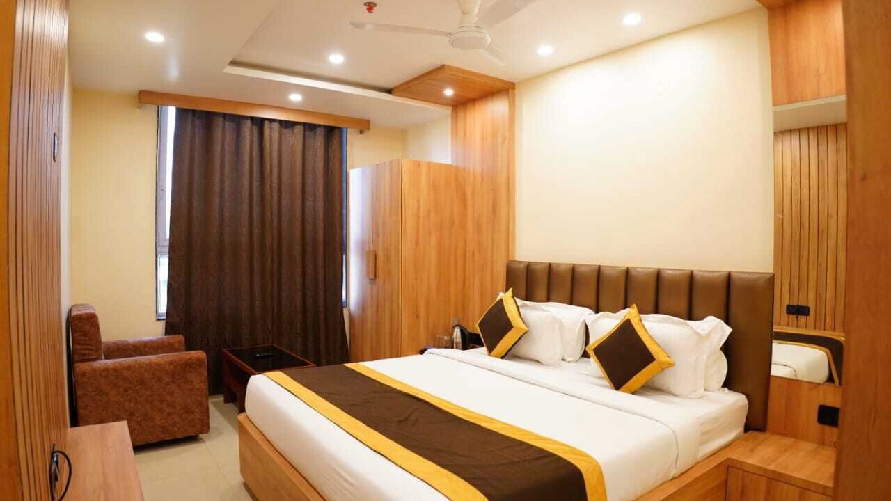 Photo of Bedroom in Deoghar