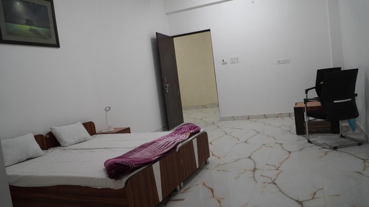 Photo of Bedroom in Phulpur