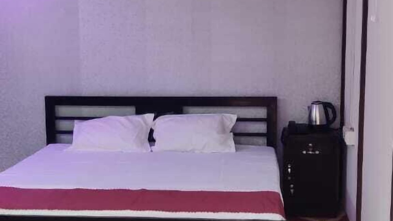 Photo of Bedroom in Naini
