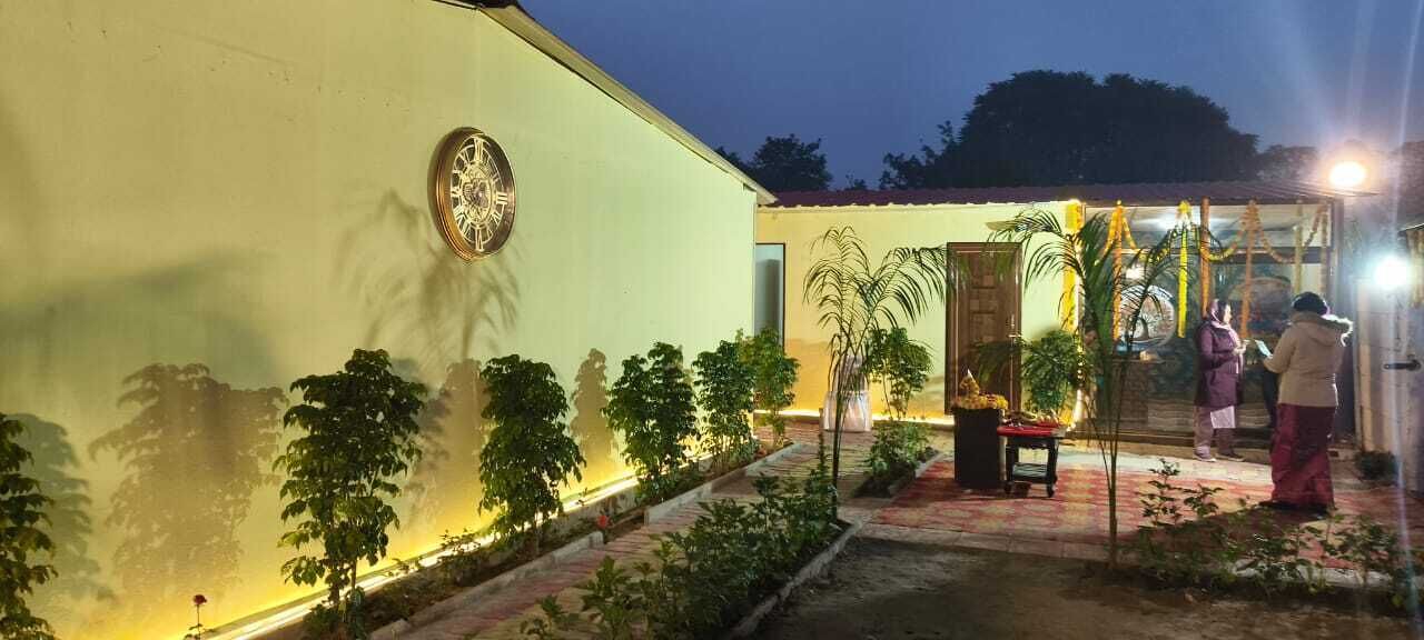 Photo of Patio Balcony in Naini