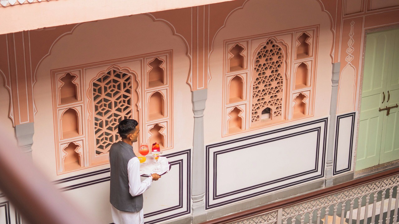 Photo of Livingroom in Pink City