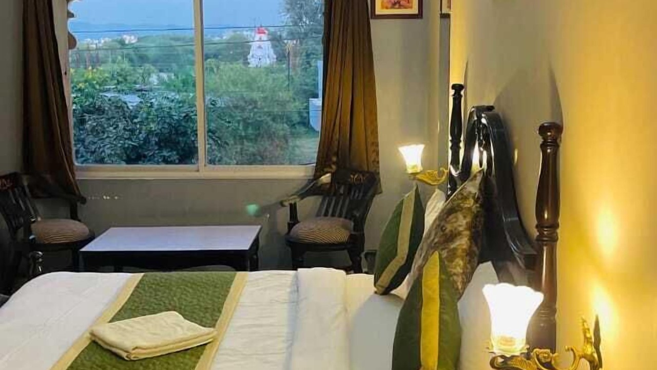 Photo of Bedroom in Shavri Colony