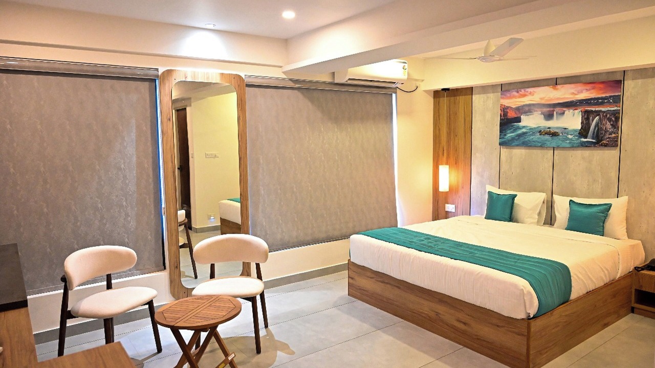 Photo of Bedroom in Thampanoor