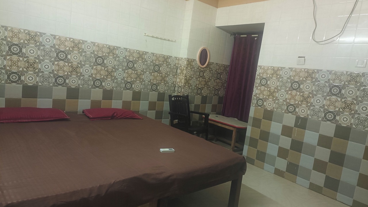 Photo of Bedroom in Velankanni