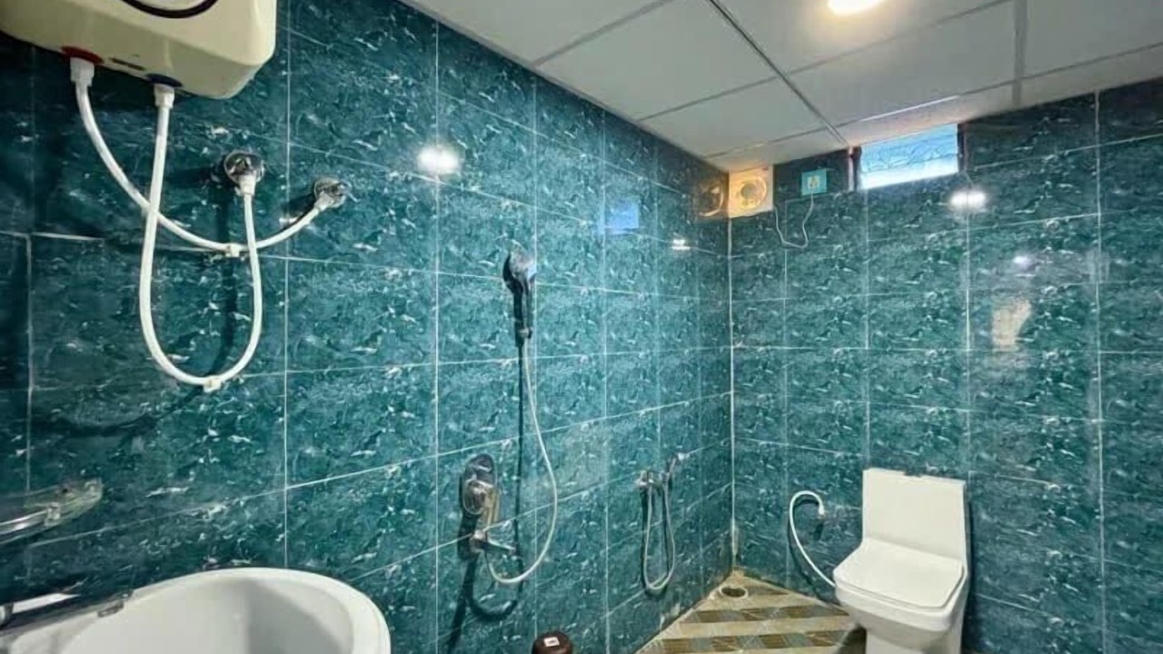 Photo of Bathroom in Daringbarhi