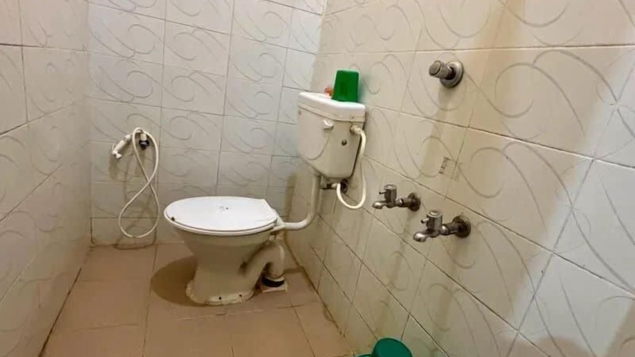 Photo of Bathroom in Daringbarhi