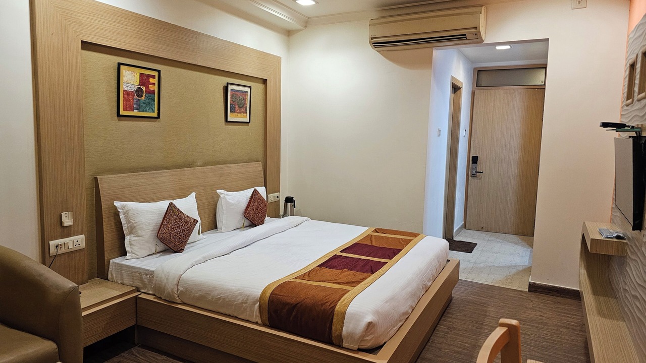 Photo of Bedroom in Allahabad