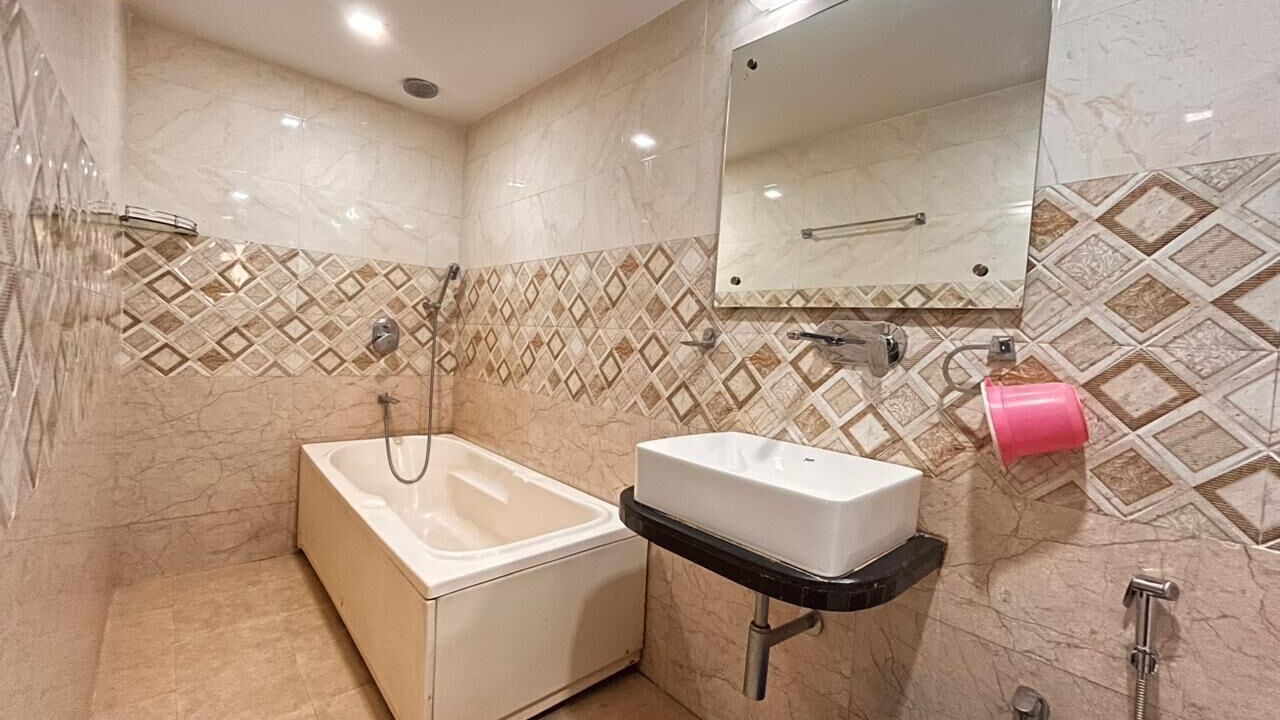 Photo of Bathroom in Parra