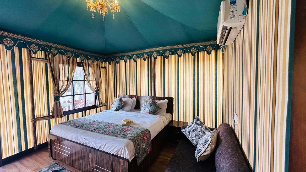 Photo of Bedroom in Shri Madhopur