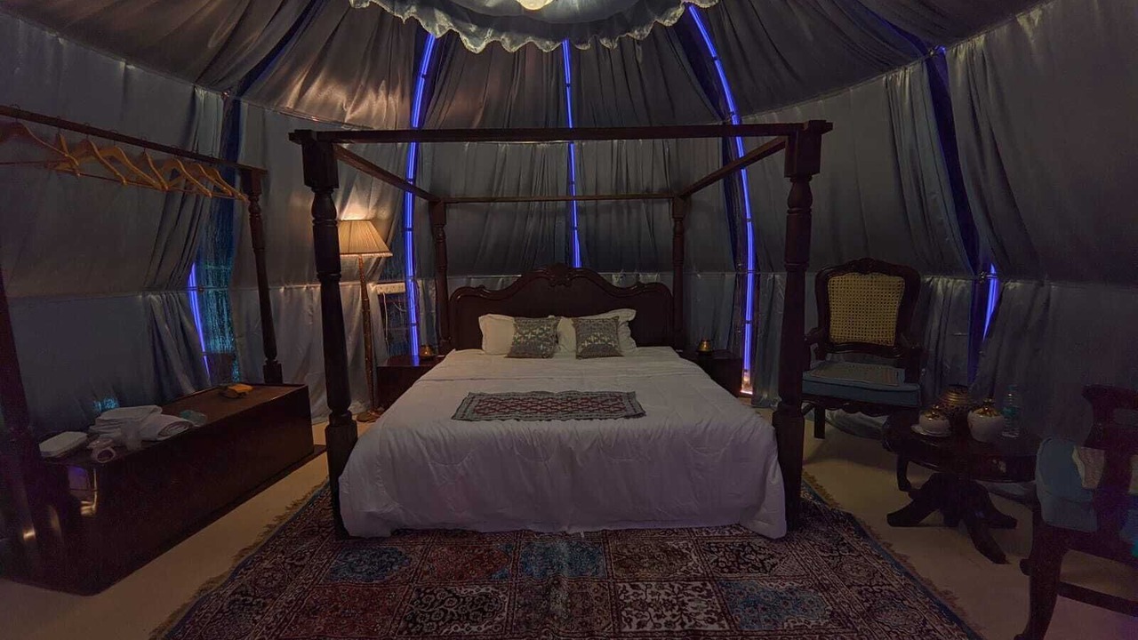Photo of Bedroom in Naini