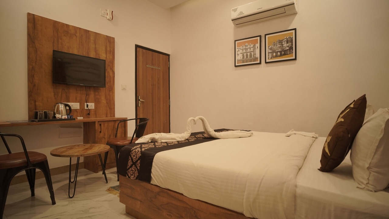 Photo of Bedroom in Shavri Colony