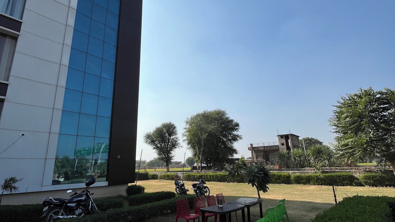 Photo of Outdoor in Thana Gazi