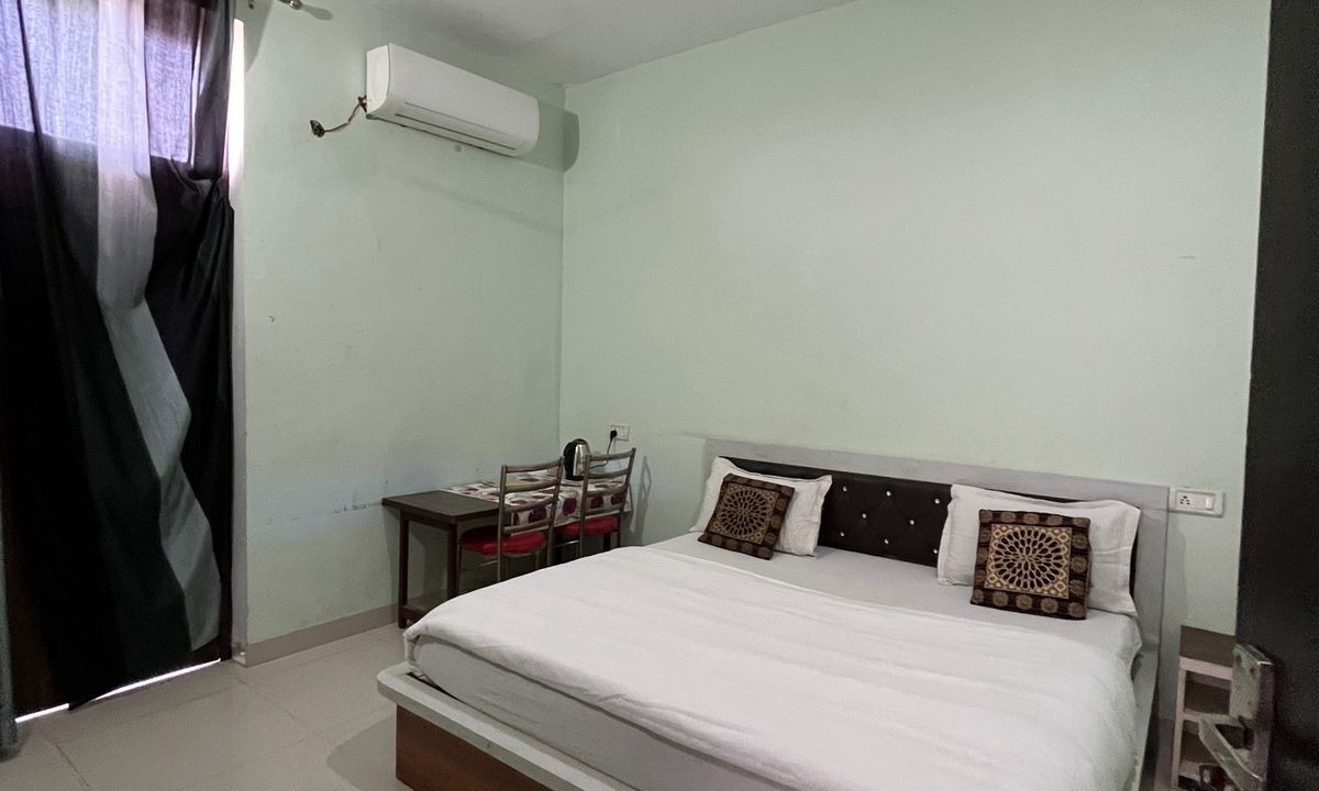 Photo of Bedroom in Thana Gazi