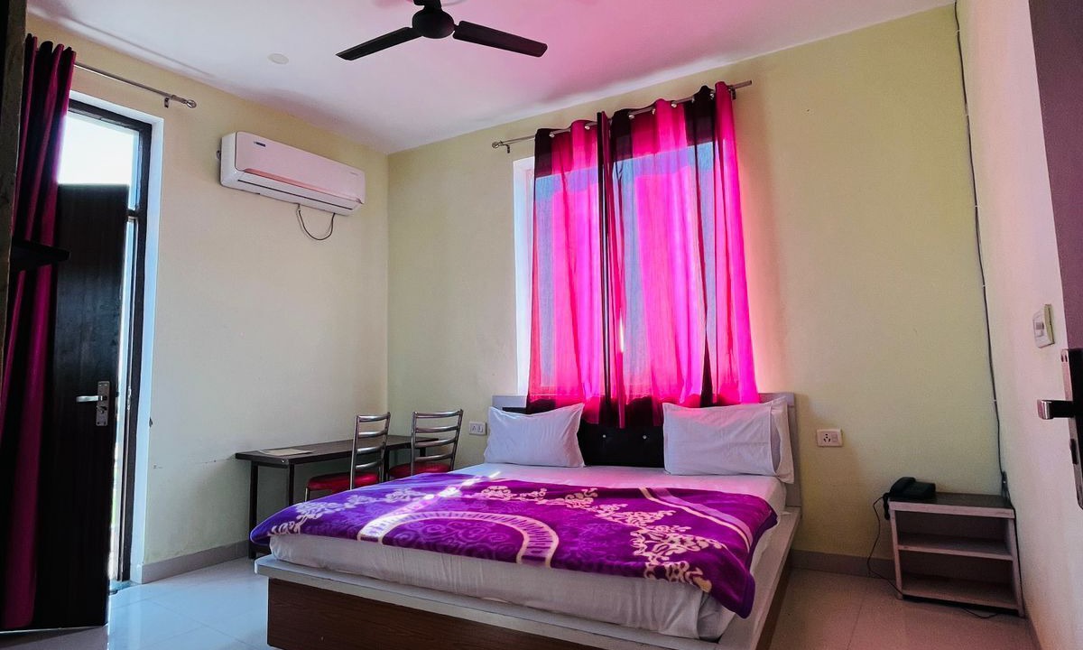 Photo of Bedroom in Thana Gazi