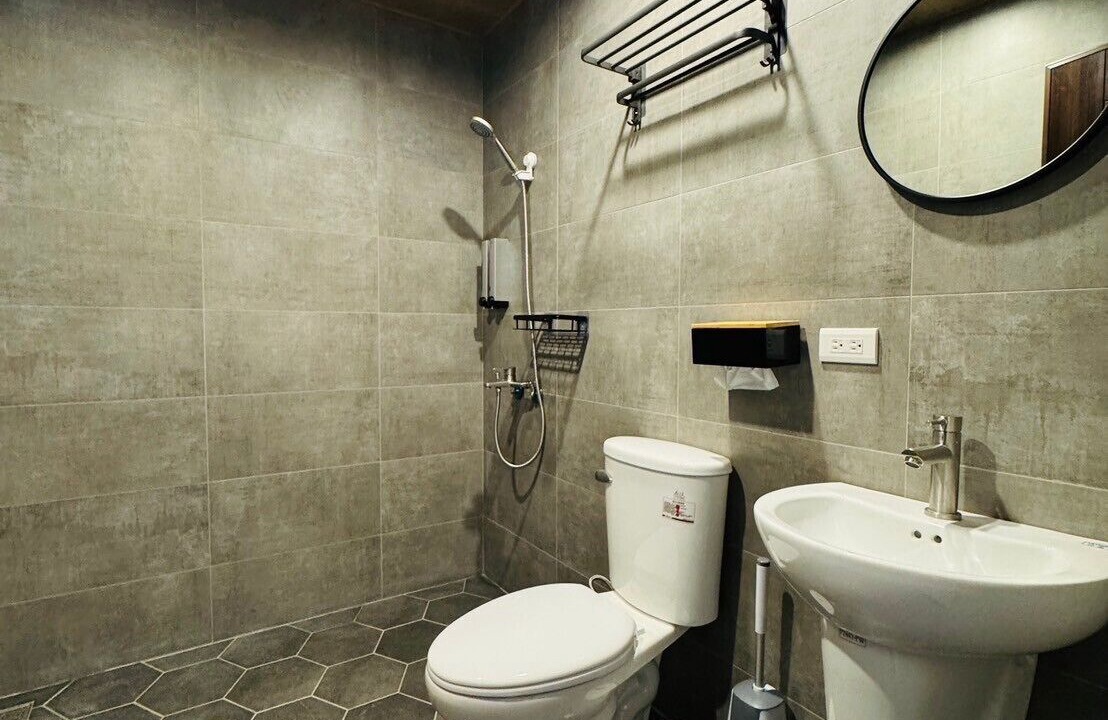 Photo of Bathroom in Fengshan District