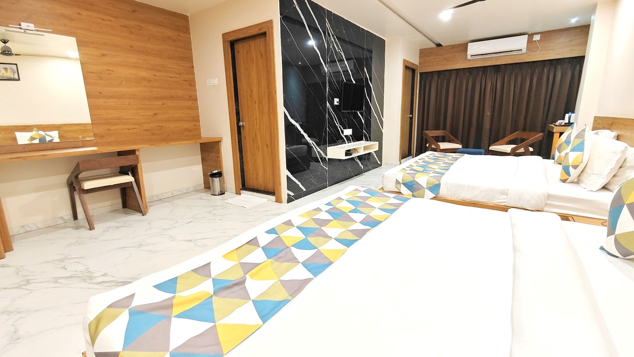 Photo of Bedroom in Rajpipla
