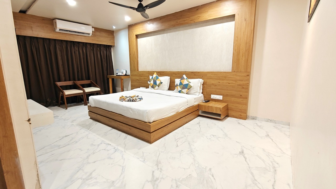 Photo of Bedroom in Rajpipla