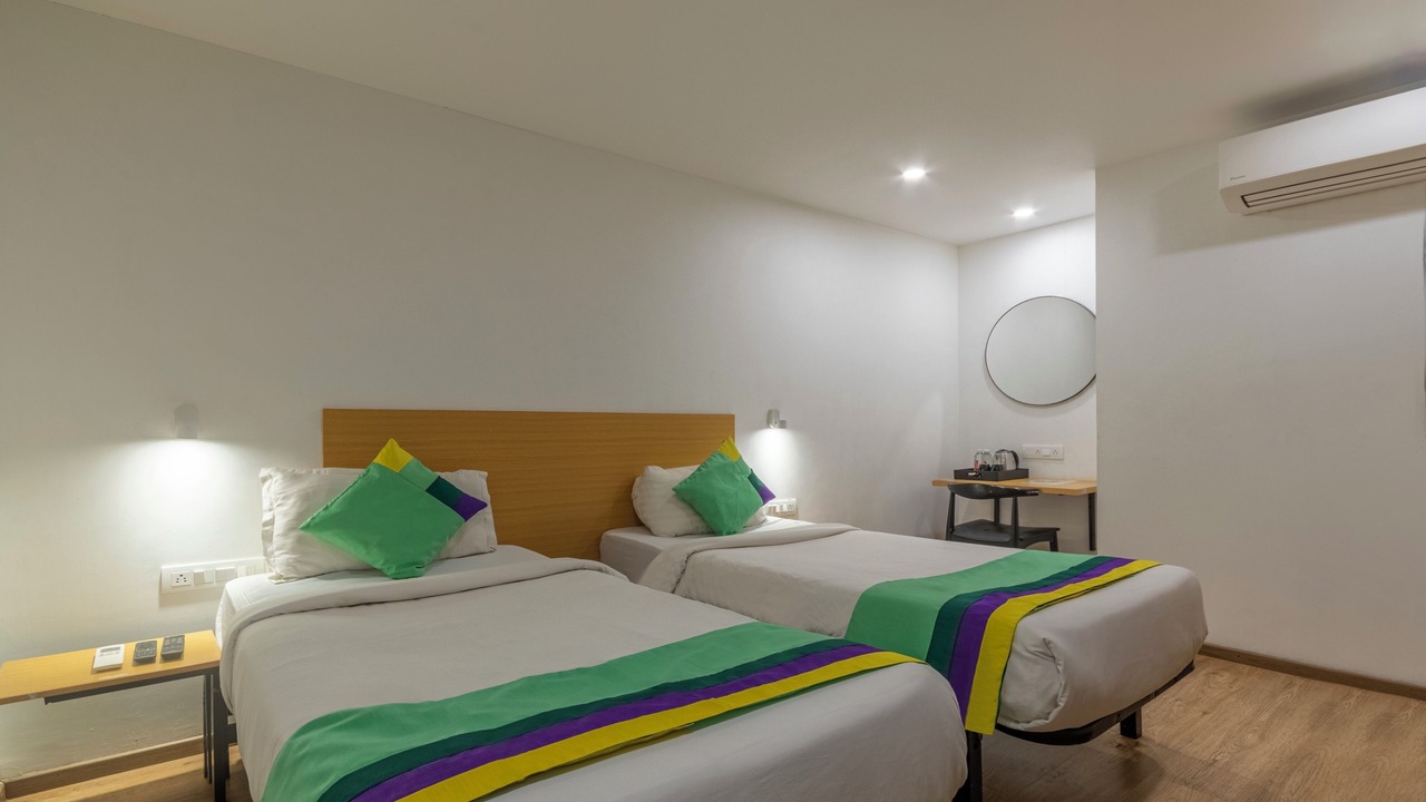 Photo of Bedroom in Gota